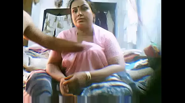 Obejrzyj BBW Indian Aunty Cam show on klipy energetyczne