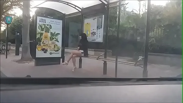 Bekijk bitch at a bus stop energieclips