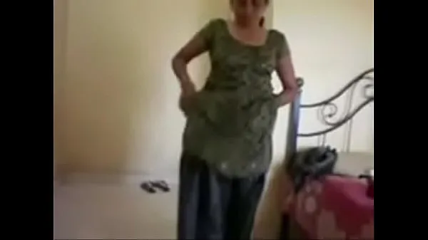Watch Horny indian aunty energy Clips