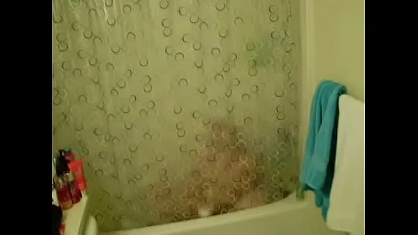 Tonton Hidden cam from 2009 of wife masterbating in the shower Klip tenaga