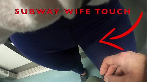 My Wife Let Older Unknown Man to Touch her Pussy Lips Over her Spandex Leggings in Subway Enerji Kliplerini izleyin