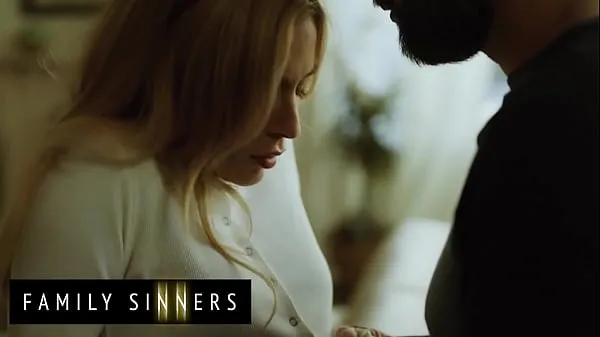 Podívejte se na Rough Sex Between Stepsiblings Blonde Babe (Aiden Ashley, Tommy Pistol) - Family Sinners energetické klipy