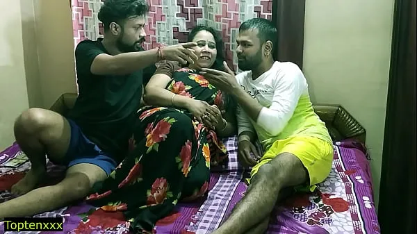 Oglejte si Indian hot randi bhabhi fucking with two devor !! Amazing hot threesome sex energetske posnetke