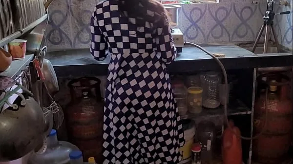 Brother-in-law took the native sister-in-law to the kitchen and fucked her انرجی کلپس دیکھیں