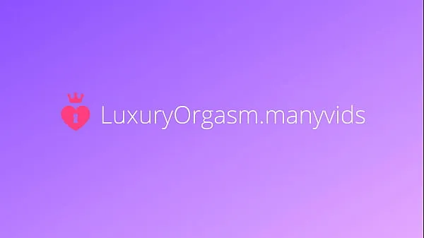 Watch Hot student cumming with her legs spread to the beat of my hand movements - LuxuryOrgasm energy Clips