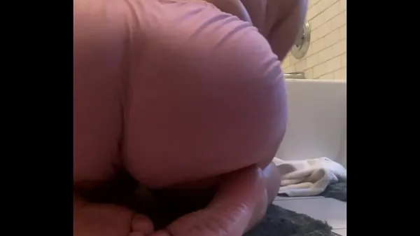 Watch Latina big butt wrinkle soles energy Clips