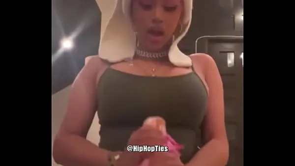 Watch Cardi B jerking off whipped cream can energy Clips