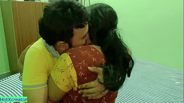 Titta på Desi Devar Bhabhi Hot Sex with clear audio energiklipp