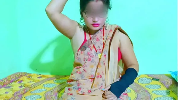 Podívejte se na Desi bhabhi ki chudai hot dirty sex energetické klipy