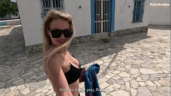Xem Dude's Cheating on his Future Wife 3 Days Before Wedding with Random Blonde in Greece Clip năng lượng