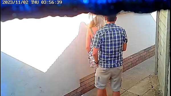 Sehen Sie sich Mutiges Paar beim öffentlichen Ficken vor CCTV-Kamera erwischtEnergieclips an